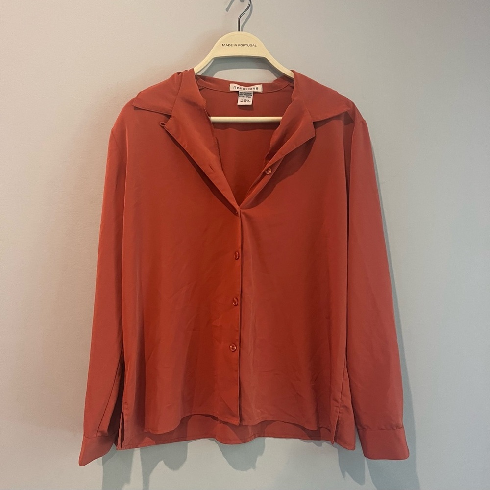 Long sleeve button up blouse collared top orange notations women’s size large